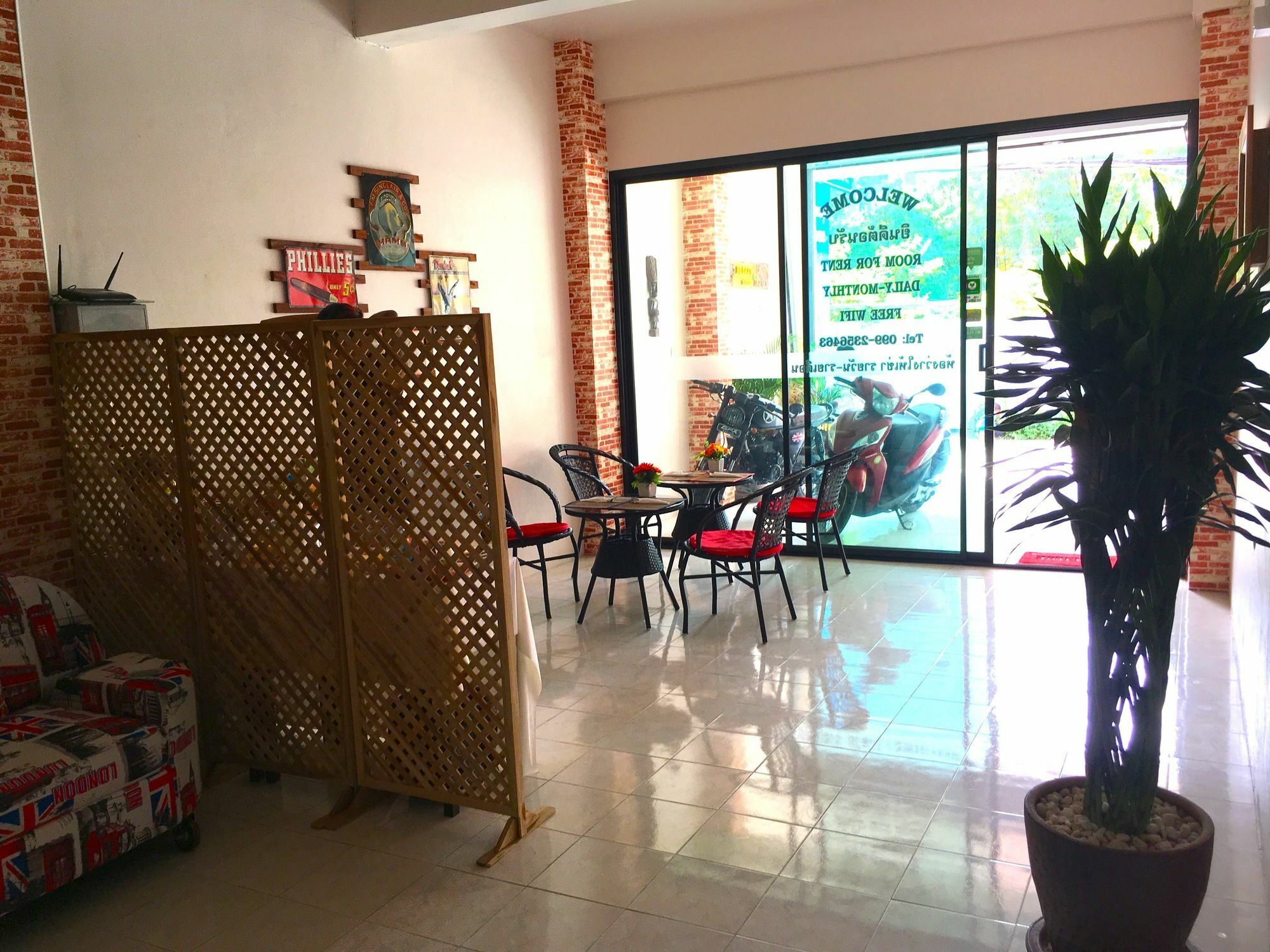 Breezy House Apartman Csomtien-part Kültér fotó