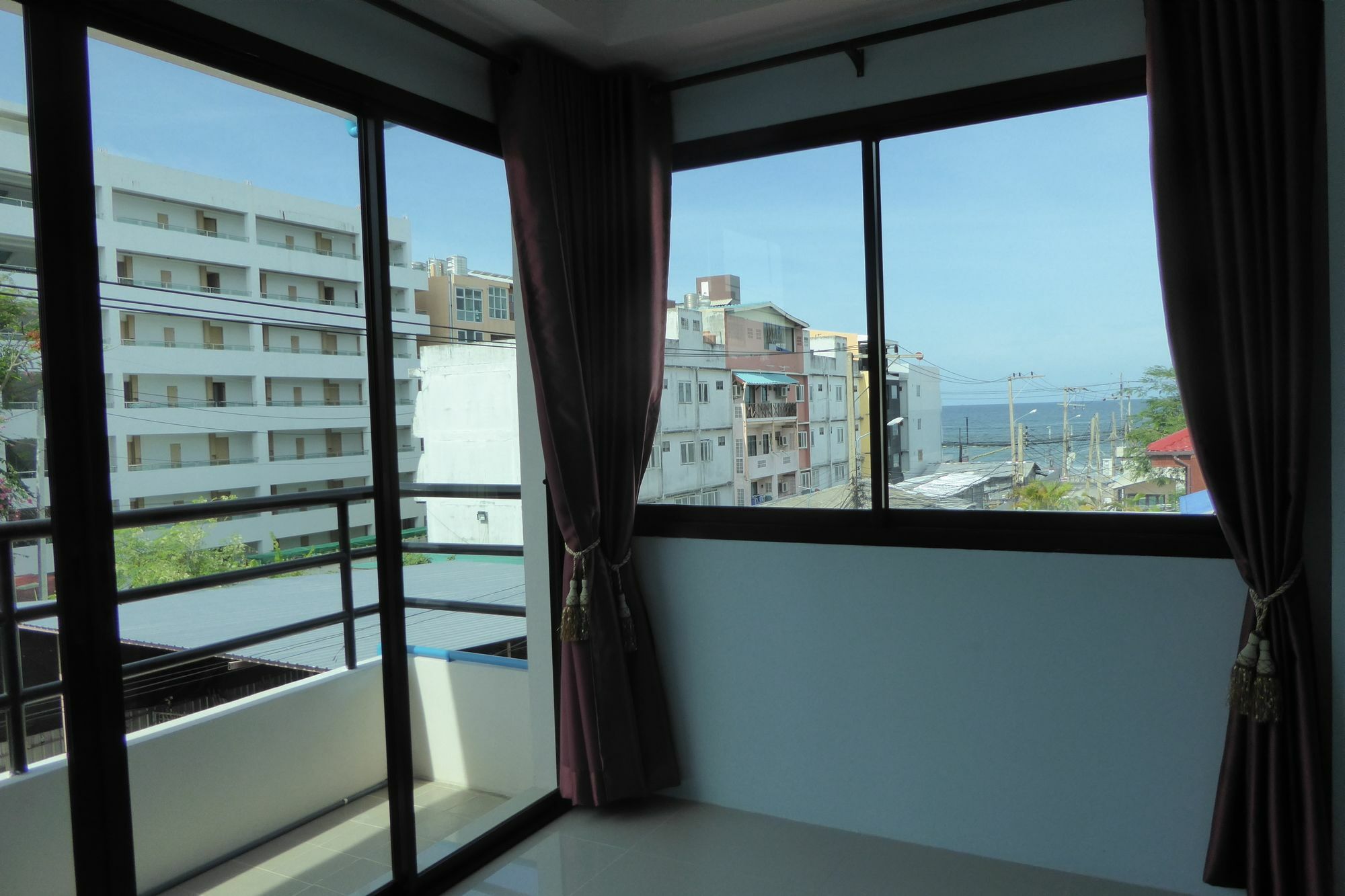 Breezy House Apartman Csomtien-part Kültér fotó